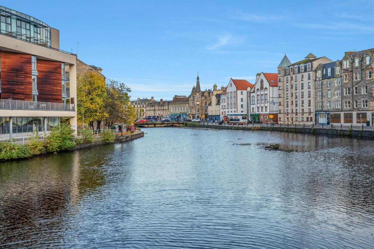 Private Ground Floor Main Door Entrance - Spacious 2 Bedroom Property - The Shore, Leith 爱丁堡 外观 照片